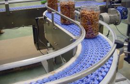 Объект: Конвейер с модульной лентой для пластиковых банок